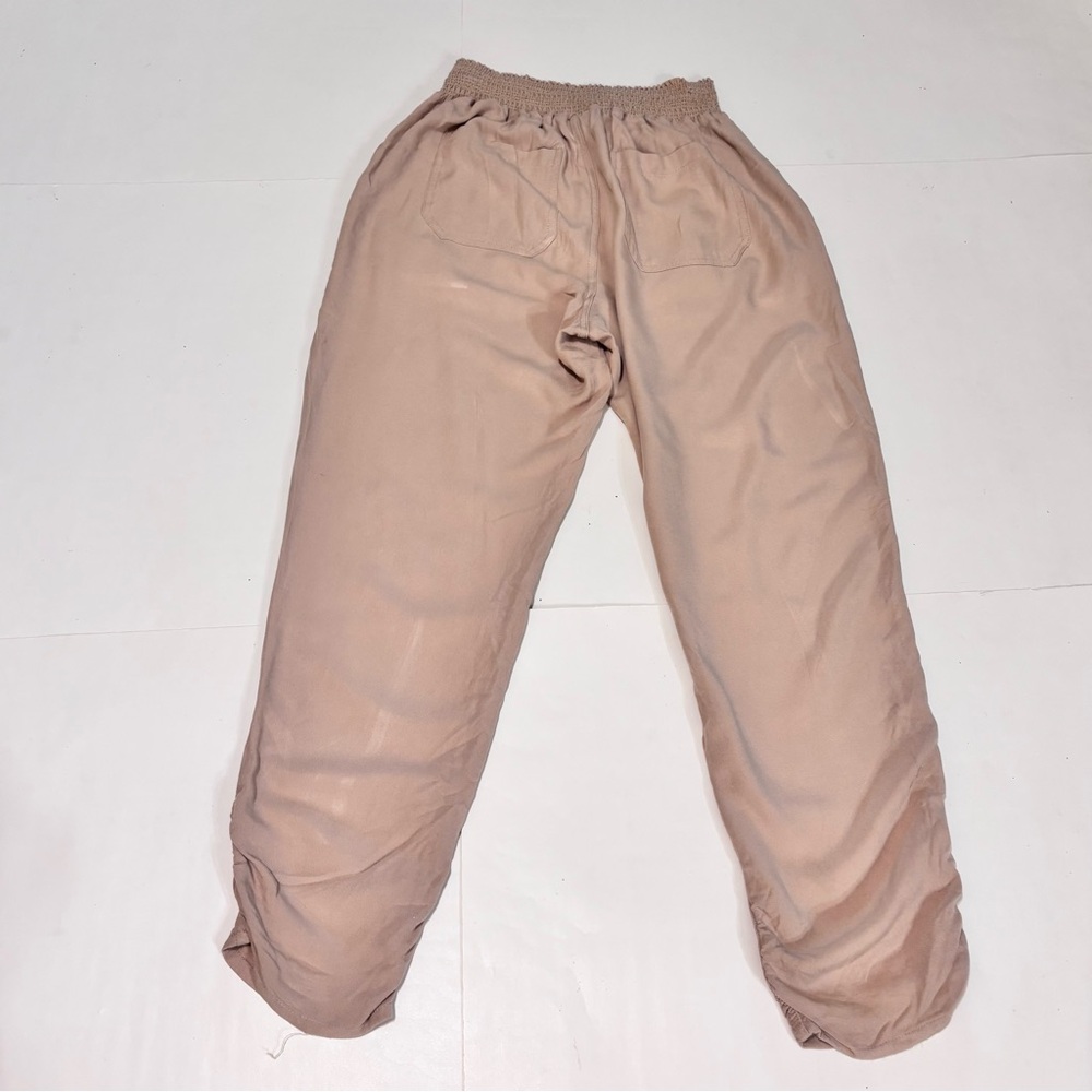 Ci Sono Beige Textured Pants - Picture 9 of 10